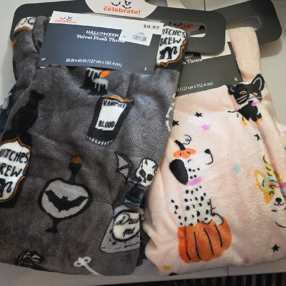 Celebrate Halloween Velvet Plush Throws
